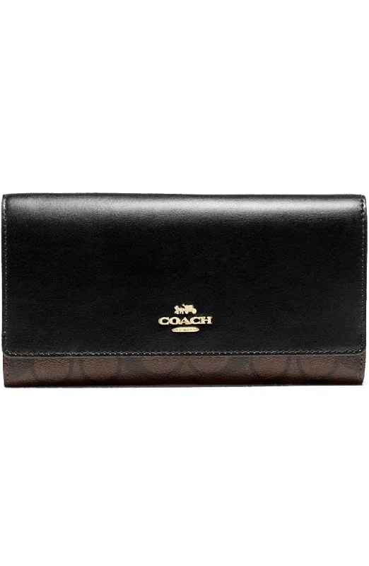 Ladies Coach Tabby bags with a textured leather surface for a more tactile lookCoach Long Wallet Ladies COACH F88024