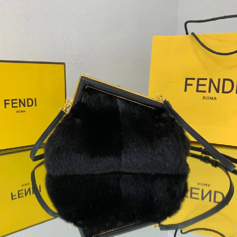 Ladies Fendi shoulder bags with a detachable key fob for easy key managementWF -  Fendi Bag - 329