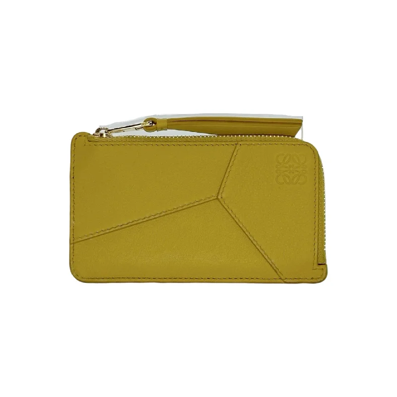 Loewe bags for fashion editorsLOEWE: Puzzle Coin Card Holder