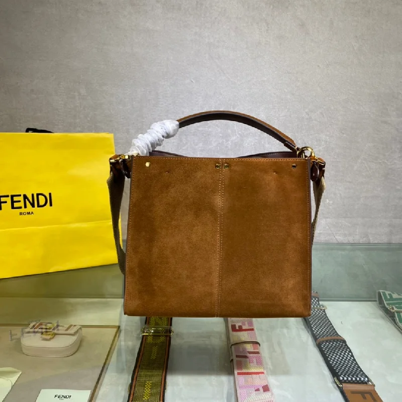 Fendi crossbody bags with a detachable coin purse for added functionality and convenienceWF -  Fendi Bag - 345