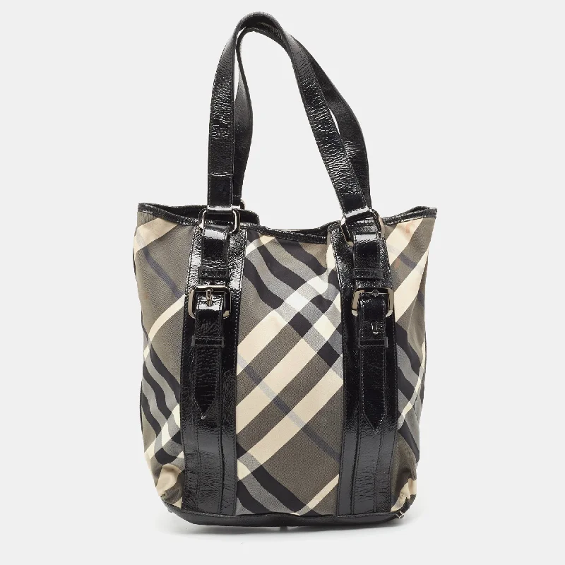 Breathable Burberry Gym Bags for WorkoutsBlack Beat Check Nylon and Patent Leather Victoria Tote