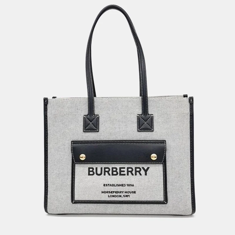 Burberry Bags with Detachable Straps for CustomizationFreya shoulder bag