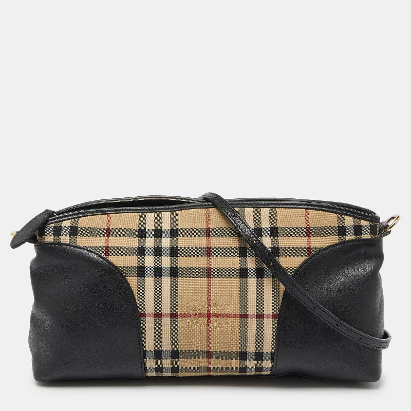 Statement - Making Oversized Burberry BagsBeige/Black House Check Canvas and Leather Chichester Crossbody Bag