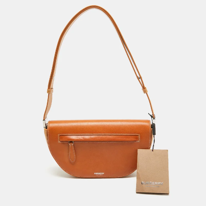 Burberry Bags for Women's Spring 2025 CollectionPale Orange Leather Small Olympia Shoulder Bag