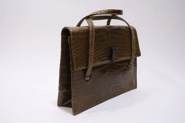 Chanel Small Crossbody Bag for Travel1950s LUCILLE DE PARIS Alligator Handbag