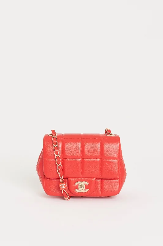 Chanel Chain Strap Handbag for Everyday Use2023 Red Quilted Lambskin Preowned Monacoco Flap Crossbody Bag