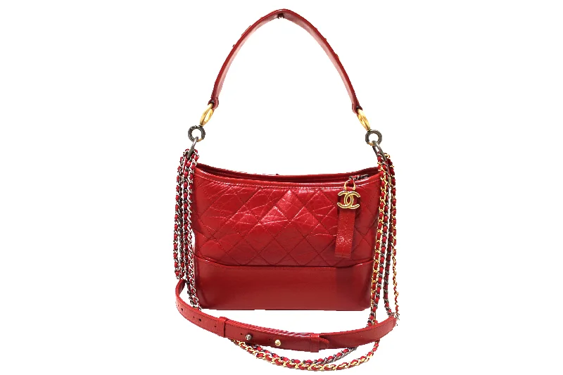 Chanel Designer Handbag with Unique DesignAuthentic Chanel Red Aged Calfskin Leather Small Gabrielle Hobo Crossbody Bag