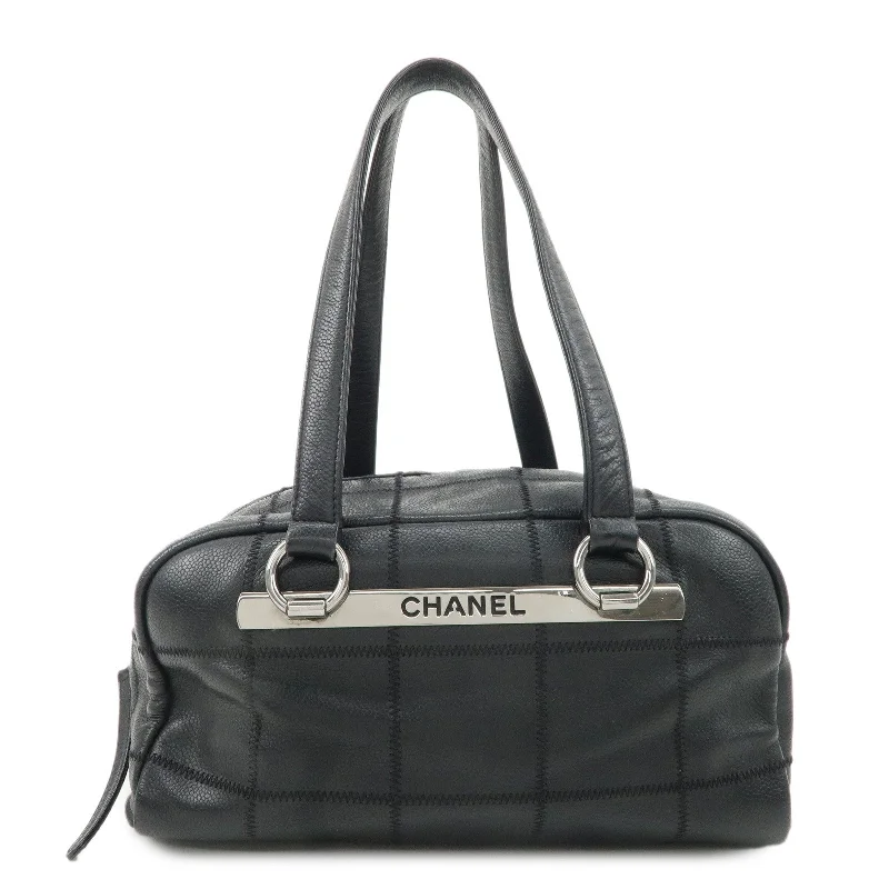 Chanel All - Match Handbag for Versatile StylingChanel Chocolate Bar Caviar Skin Mini Boston Bag A26135