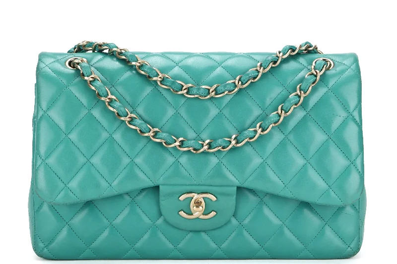 Chanel New Arrival Handbag with Gold HardwareCHANEL DOUBLE FLAP BAG (1798xxxx) JUMBO GREEN LAMBSKIN LEATHER GOLD HARDWARE, WITH DUST COVER, NO CARD