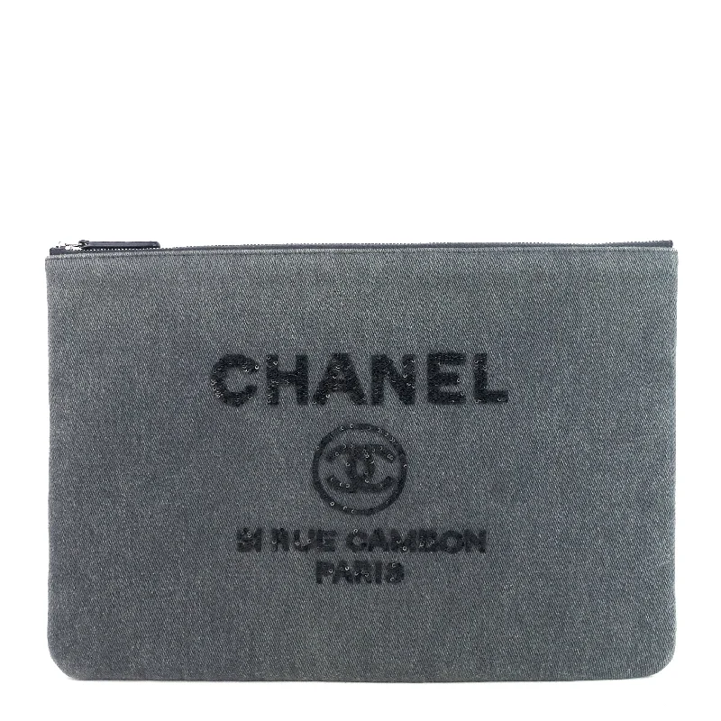 Chanel Quilted Leather Shoulder Bag for FashionistasDeauville Denim O Case Sequin Clutch Bag