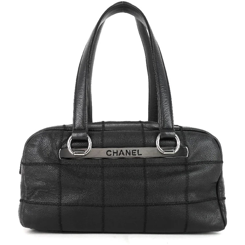 Chanel Quilted Leather Shoulder Bag for FashionistasChoco Bar Caviar Shoulder Bag