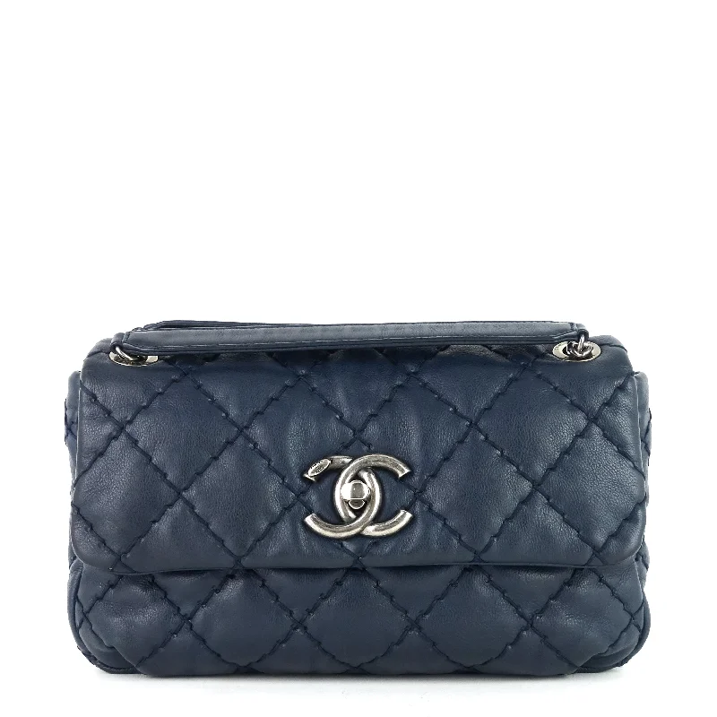 Chanel Designer Handbag with Unique DesignUltimate Stitch Calfskin Shoulder Bag