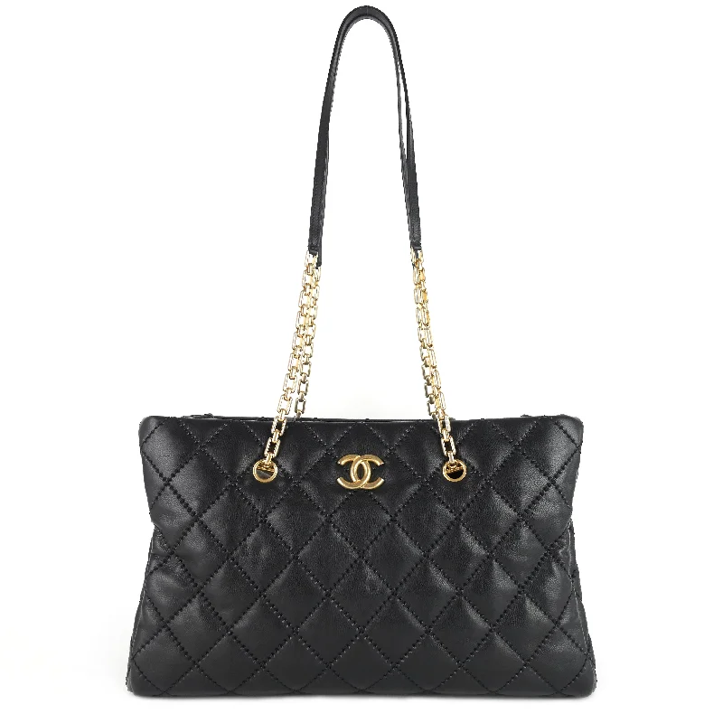 Chanel All - Match Handbag for Versatile StylingRetro Chain Large Calfskin Leather Shopping Tote Bag