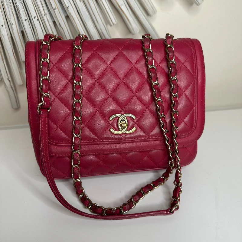 Chanel Vintage Inspired Handbag for Retro LoversCHANEL Pink Flap Bag