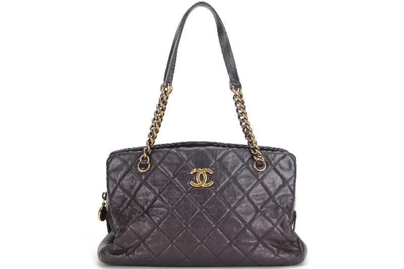 Chanel Small Crossbody Bag for TravelCHANEL QUILTED MATELASSE LAMBSKIN CC LOGO SHOULDER BAG (1739xxxx) GOLD HARDWARE, NO CARD & DUST COVER