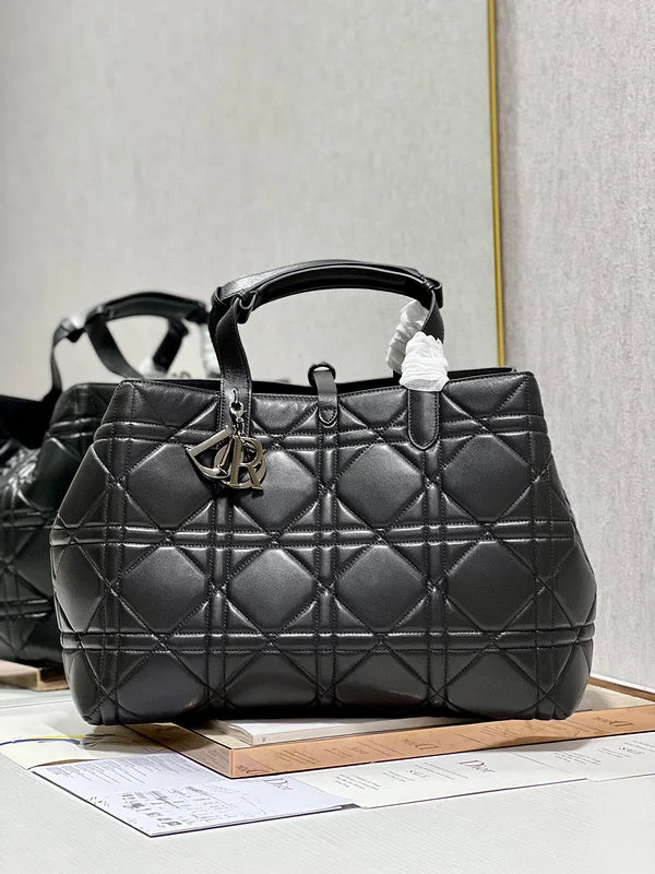 High - fashion Christian Dior bags with a geometric patternBC - Dior Bags - 079