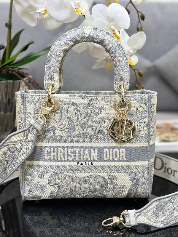 Christian Dior tote bags with a printed Dior logo on the frontBC - Dior Bags - 1000