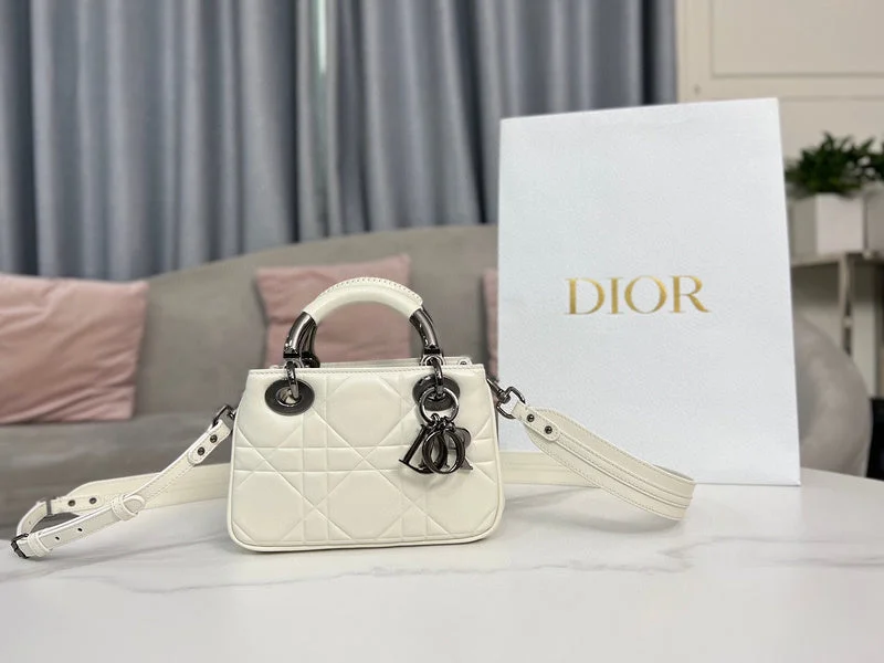 Christian Dior bags with a detachable coin purse insideBC - Dior Bags - 1080