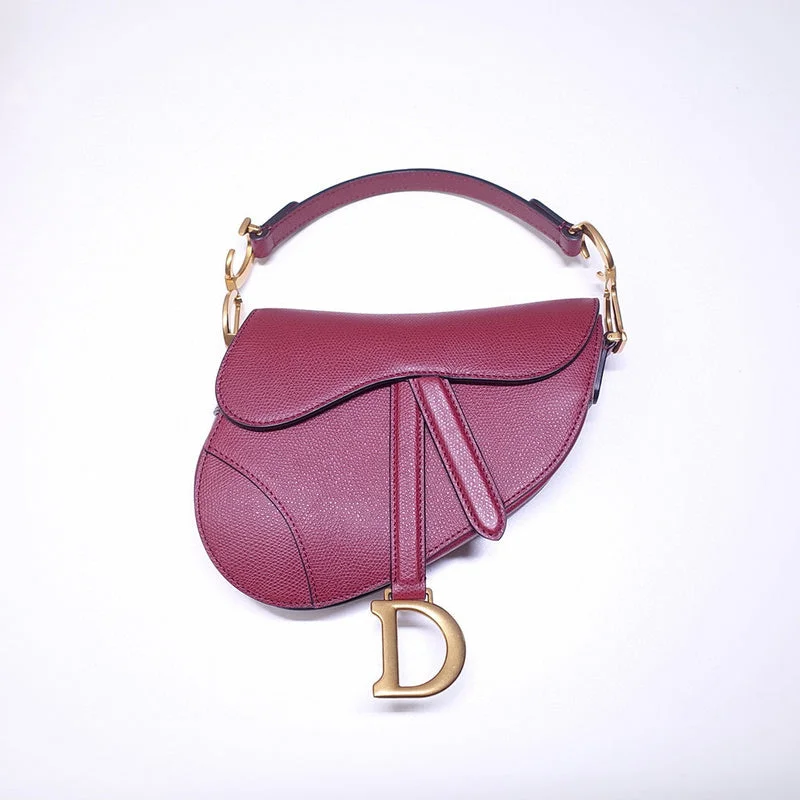 Christian Dior crossbody bags with a front - flap pocket for easy accessChristian Dior  Bags - 2842