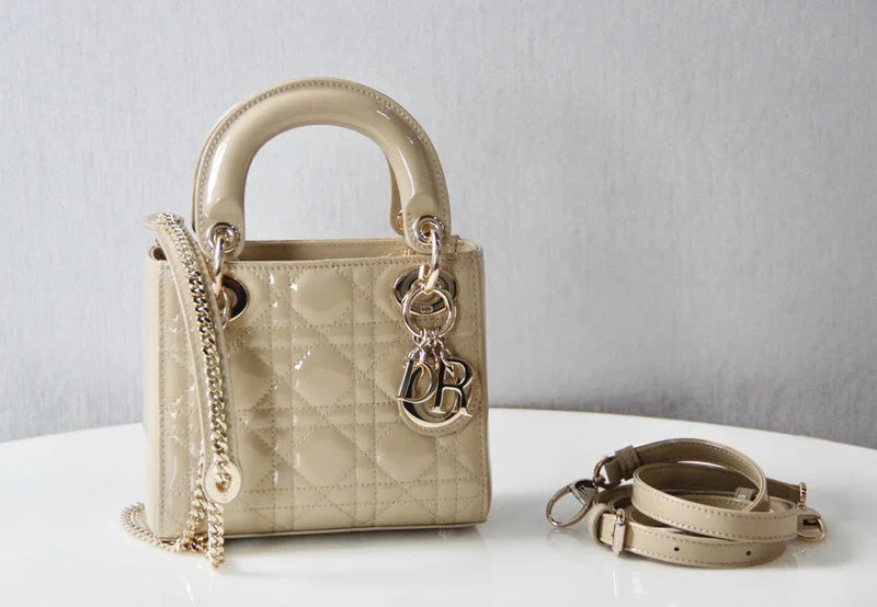 High - fashion Christian Dior bags with a geometric patternChristian Dior  Bags - 2882