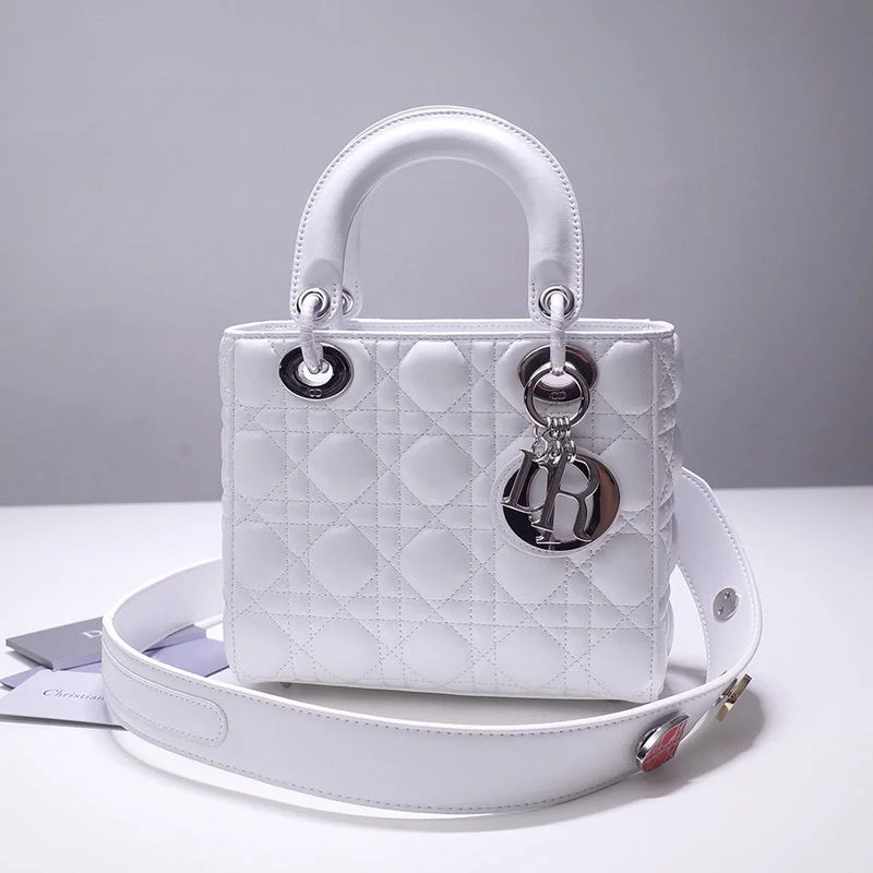 Christian Dior handbags with a removable shoulder strap for versatilityChristian Dior  Bags - 2915