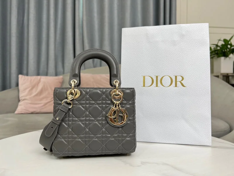 Trendsetting Christian Dior crossbody bags with a colorful strapChristian Dior  Bags - 321