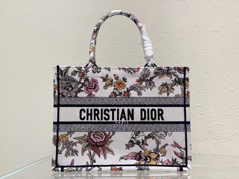 Christian Dior handbags with a removable shoulder strap for versatilityChristian Dior  Bags - 3285