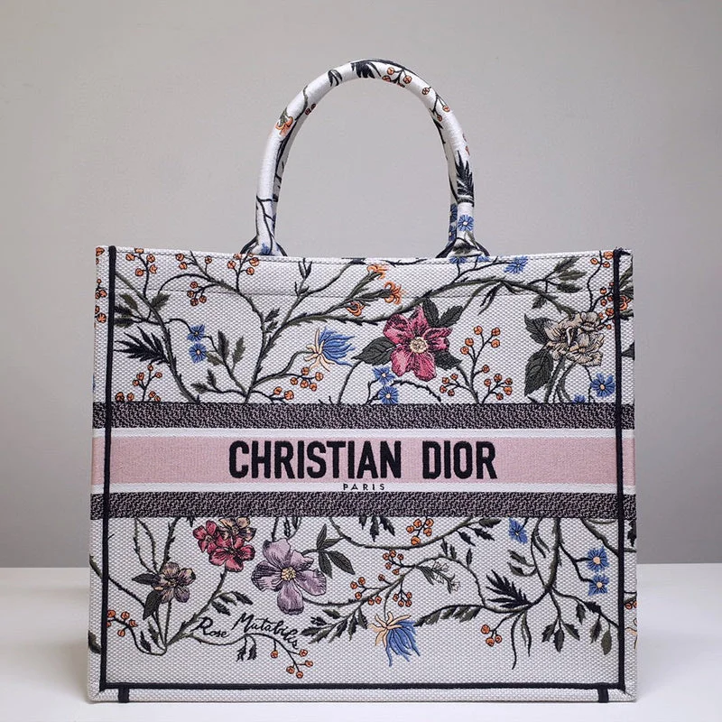 Christian Dior bags with a detachable coin purse insideChristian Dior  Bags - 3404